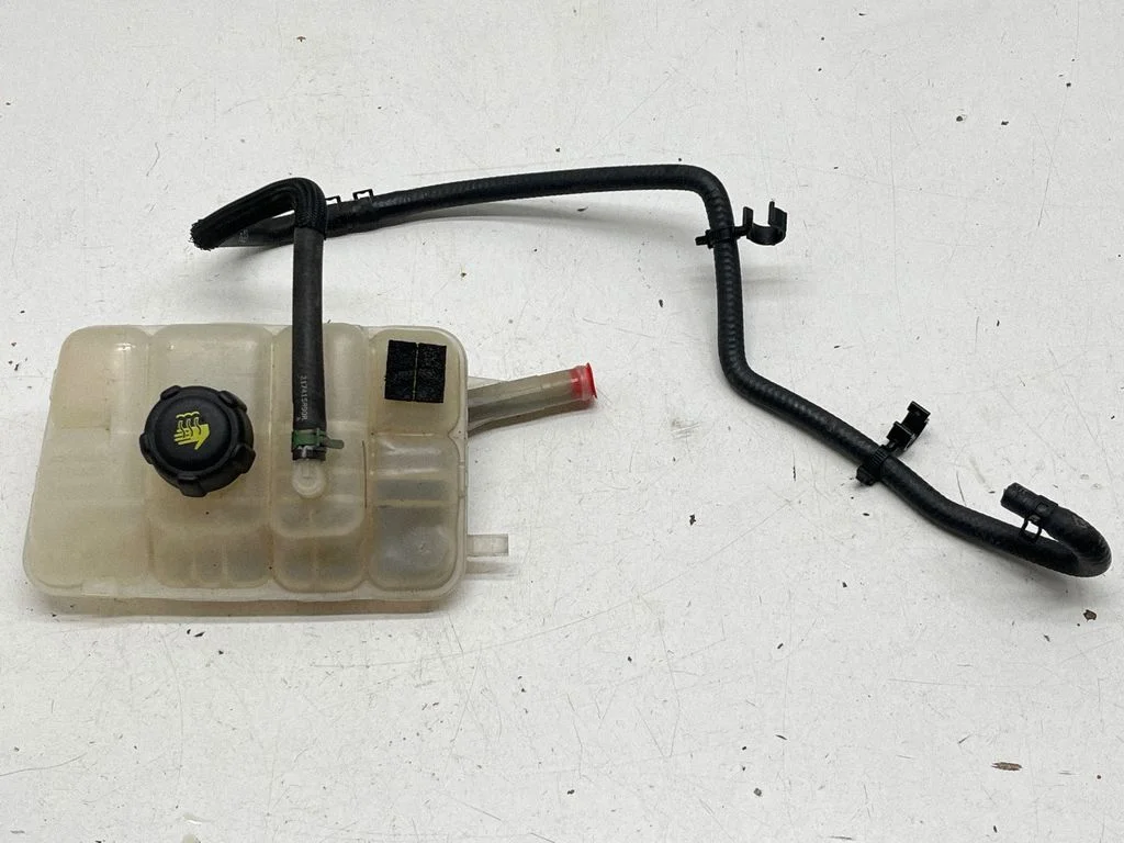 Coolant expansion tank/reservoir 217104048R