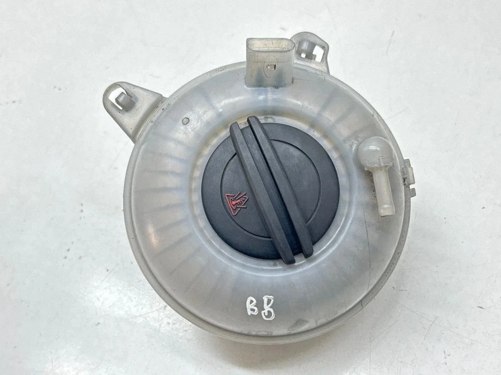 Coolant expansion tank/reservoir – Volkswagen Passat B7 USA (2012-2019)