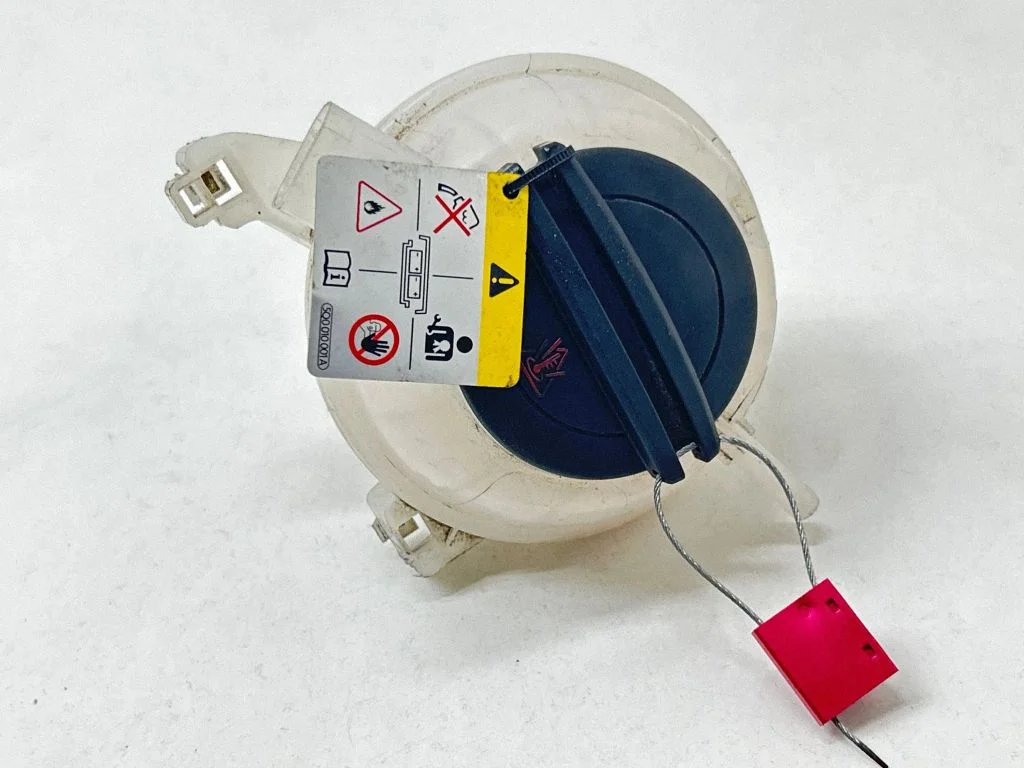 Coolant expansion tank/reservoir 1S0121407