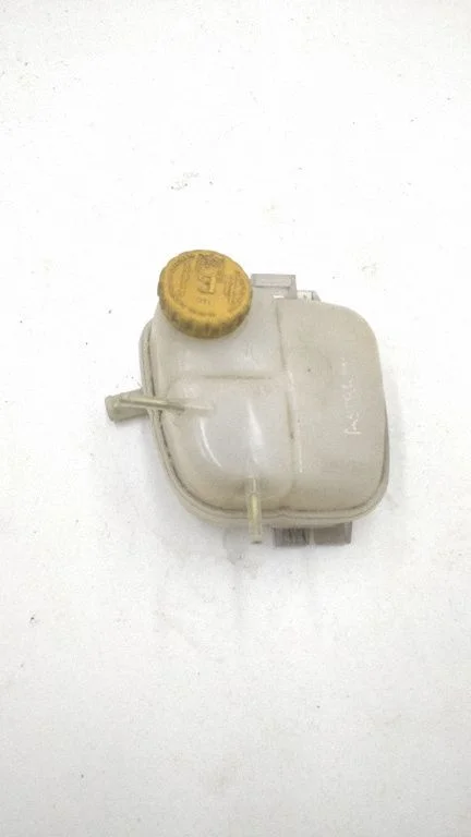 Coolant expansion tank/reservoir 90530689