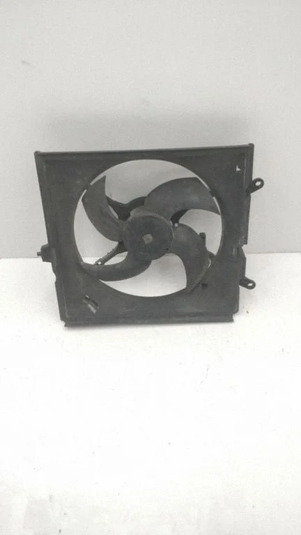 Radiatora ventilatora difuzors MR340870