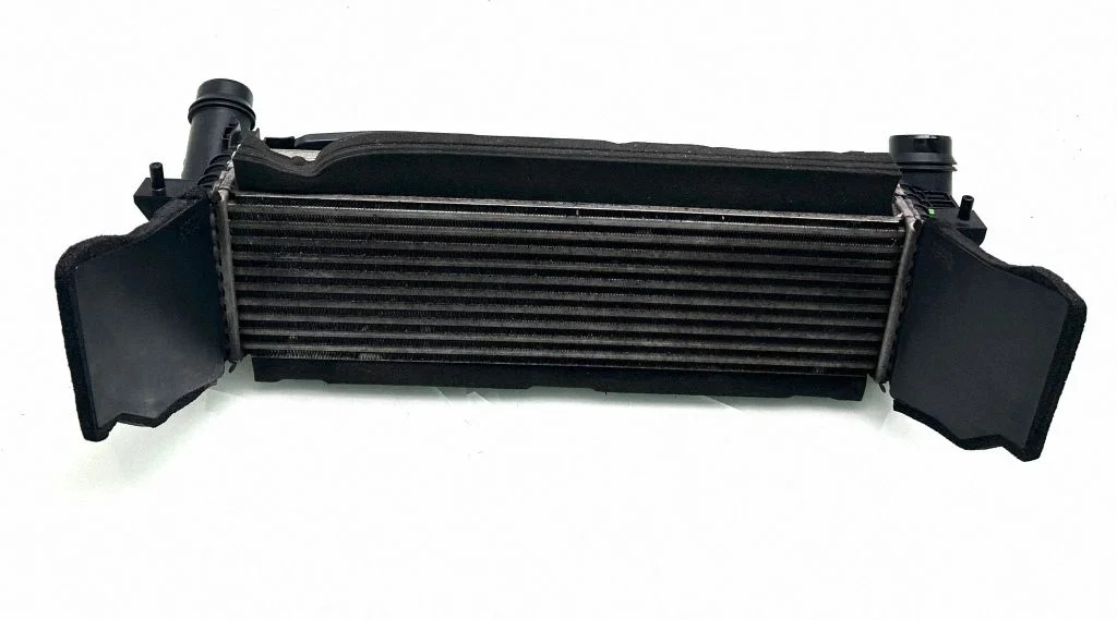 Starpdzesētāja (interkūlera) radiators 144614JA0B