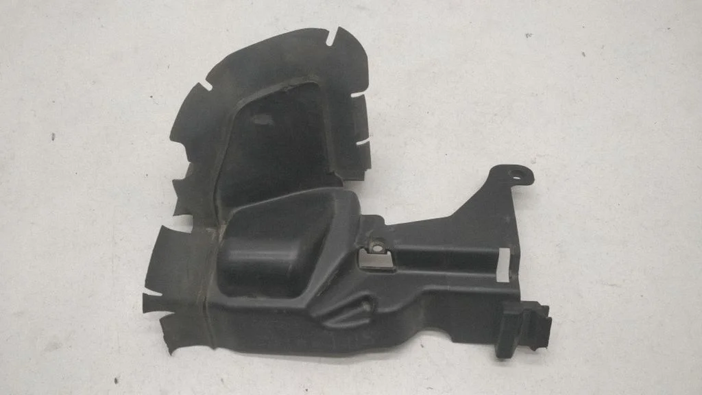 Intercooler air guide/duct channel 30796466
