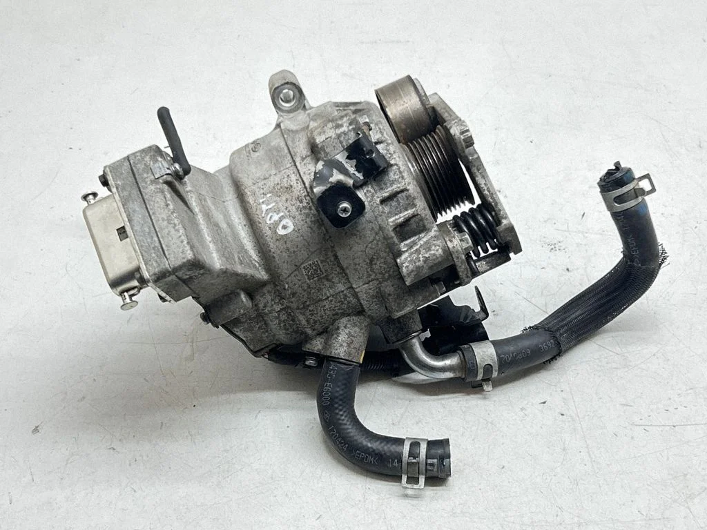 Generator/alternator 373902E960