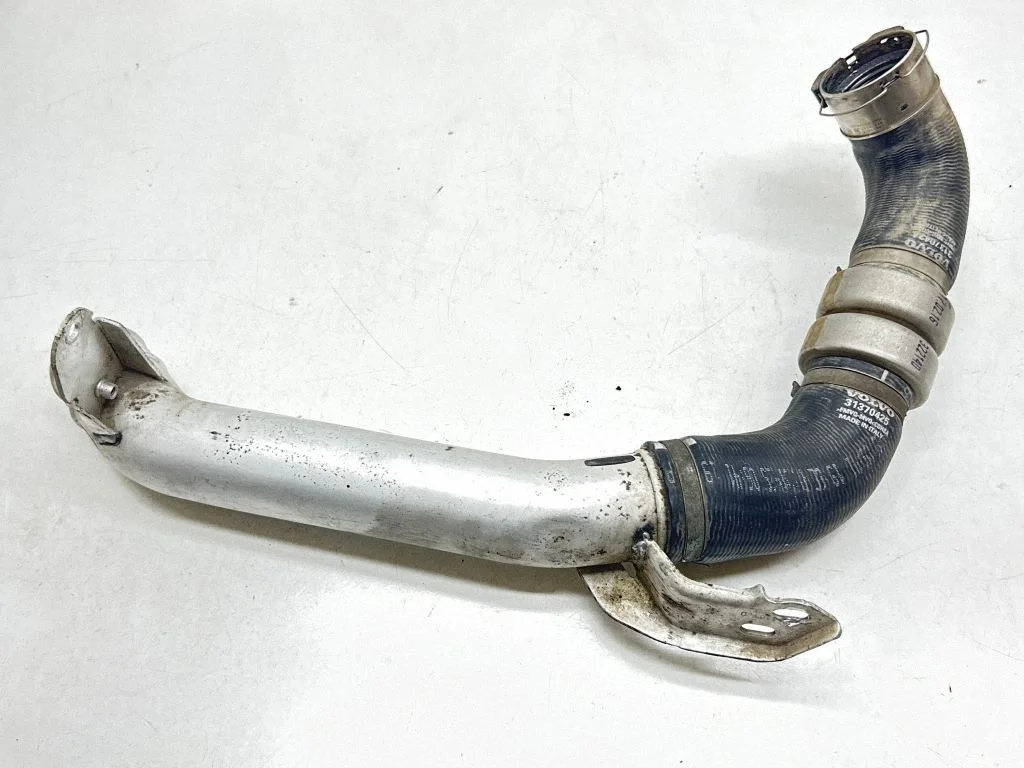 Intercooler hose/pipe 31370425