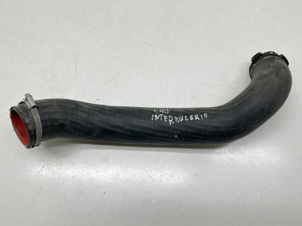 Intercooler hose/pipe