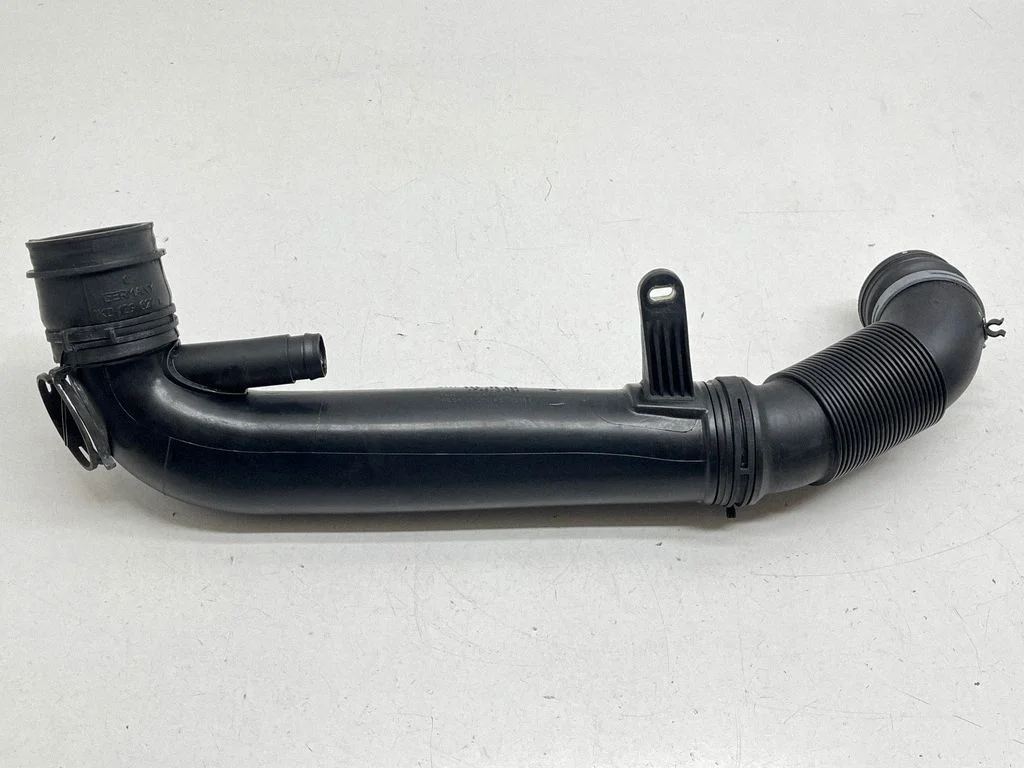 Intercooler hose/pipe 5C0129654