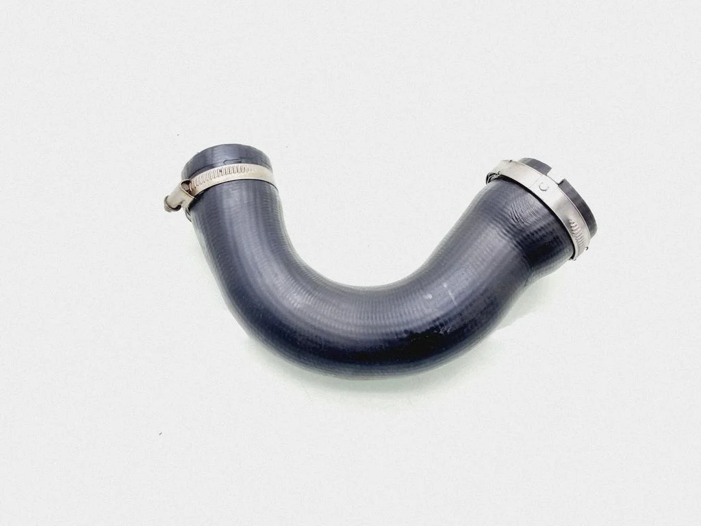 Vahejahuti voolik (-ud)/ toru (-d) PXR125093