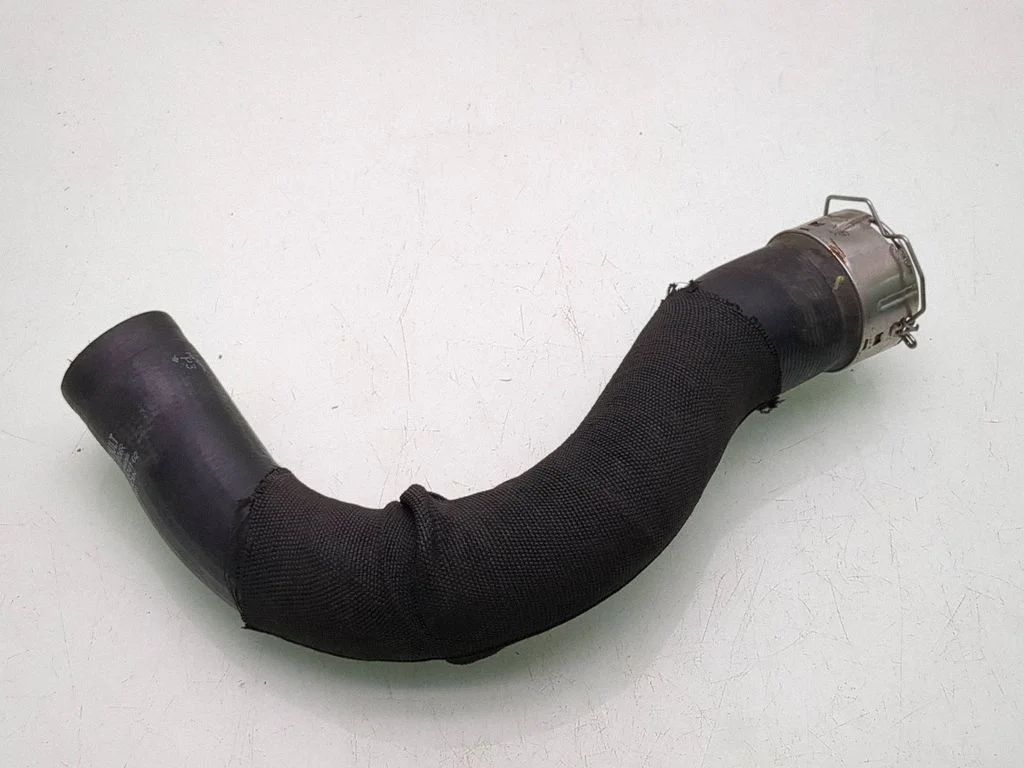 Intercooler hose/pipe 144605006R