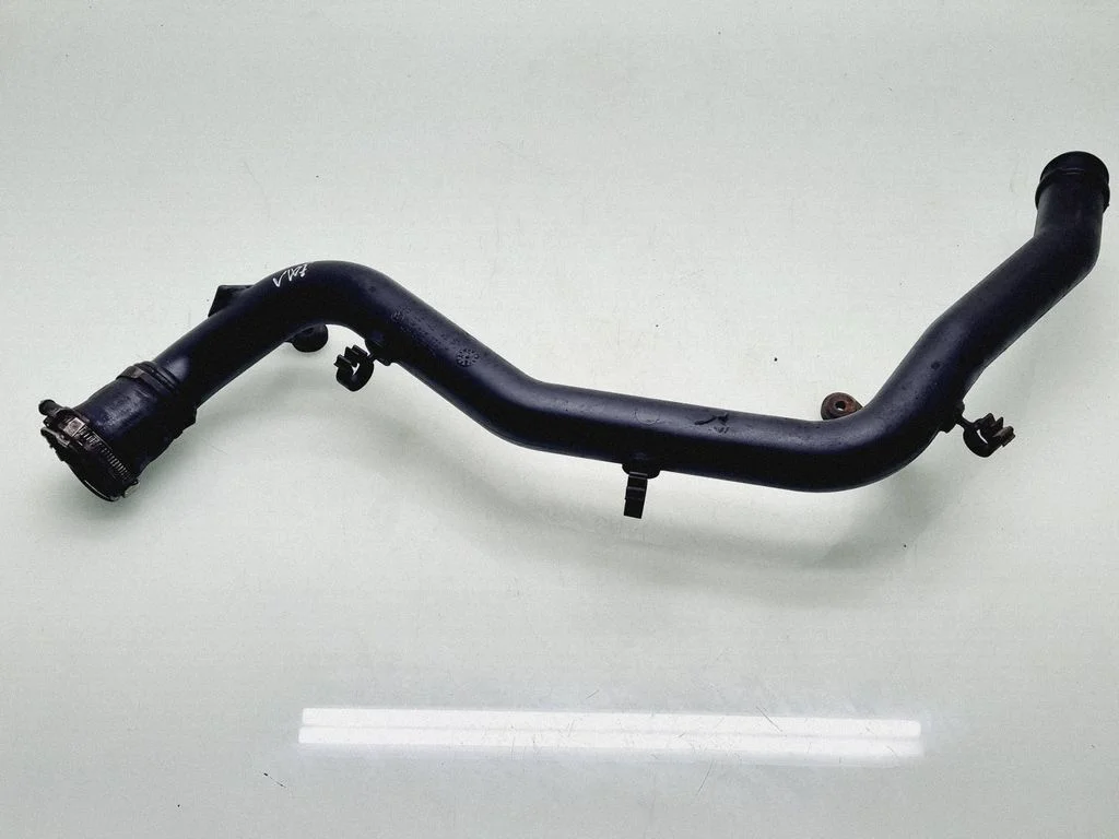 Intercooler hose/pipe 7L6145795S