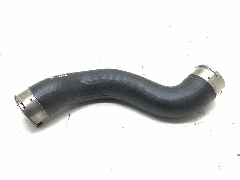 Intercooler hose/pipe