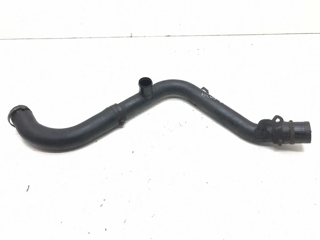 Intercooler hose/pipe