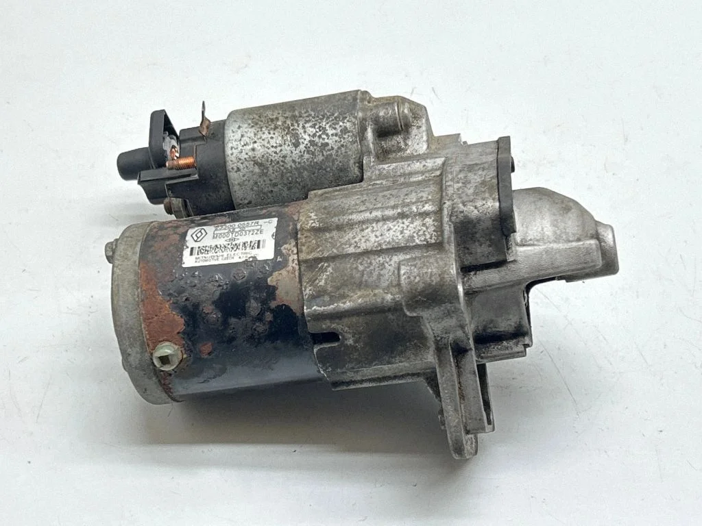 Starter motor 233000557R