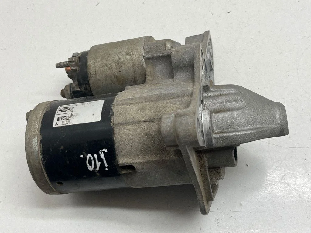 Rozrusznik 233001KA1C
