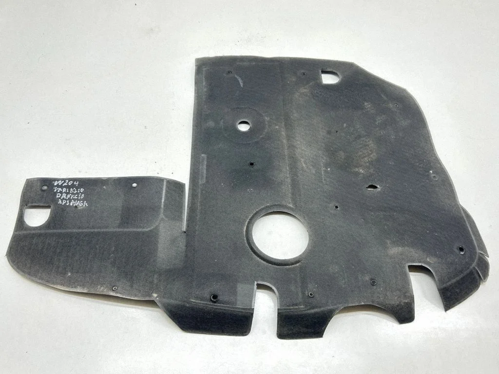 Engine cover (trim) A6510101167