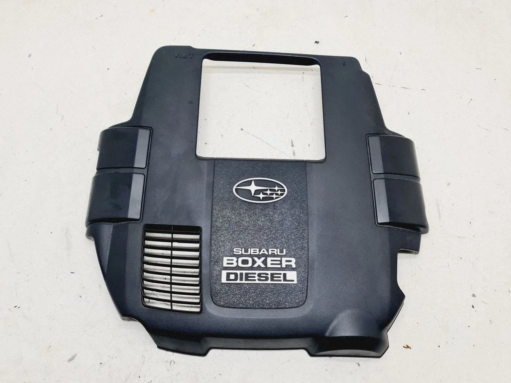 Engine cover (trim) – Subaru Outback (2009-2014)