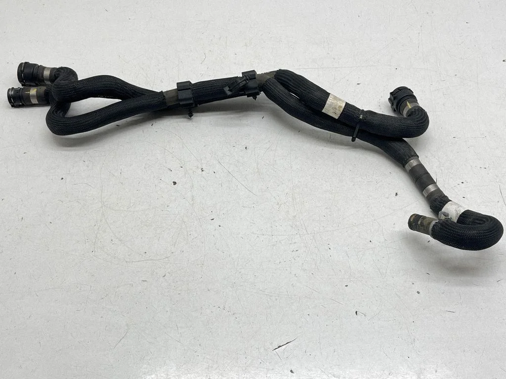 Coolant pipe/hose 68381446AC