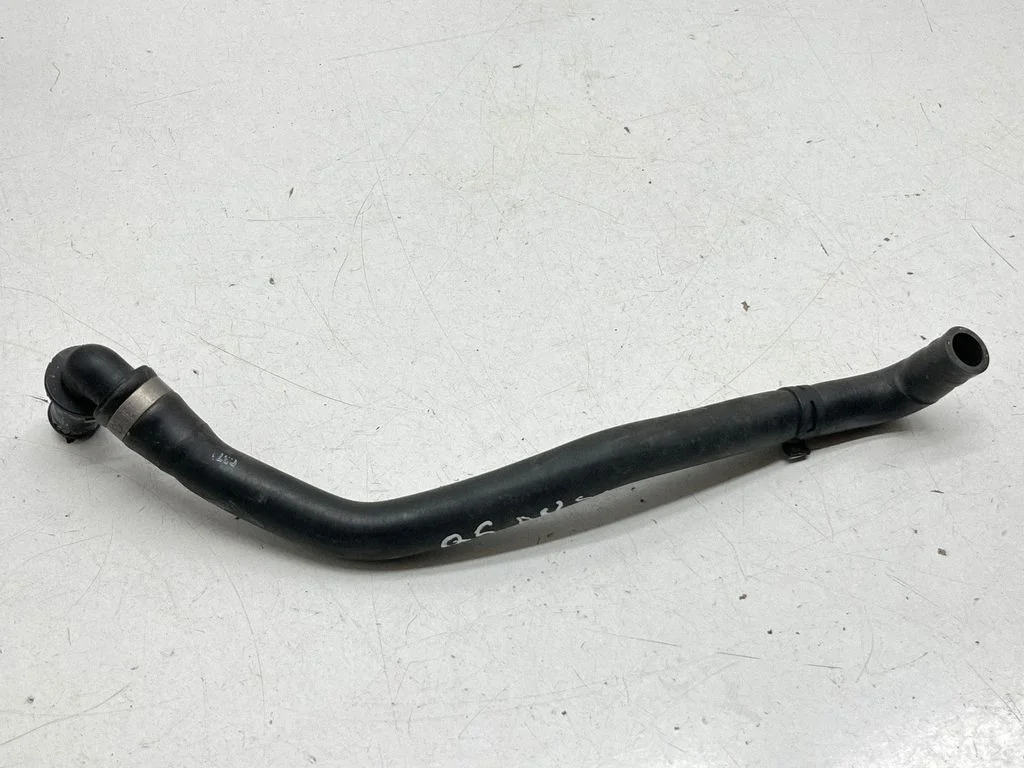 Coolant pipe/hose 80B819350
