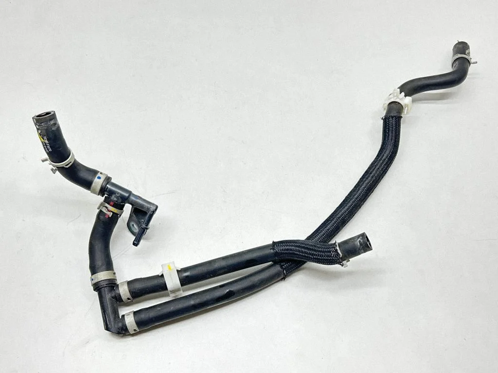 Coolant pipe/hose 16260F3070