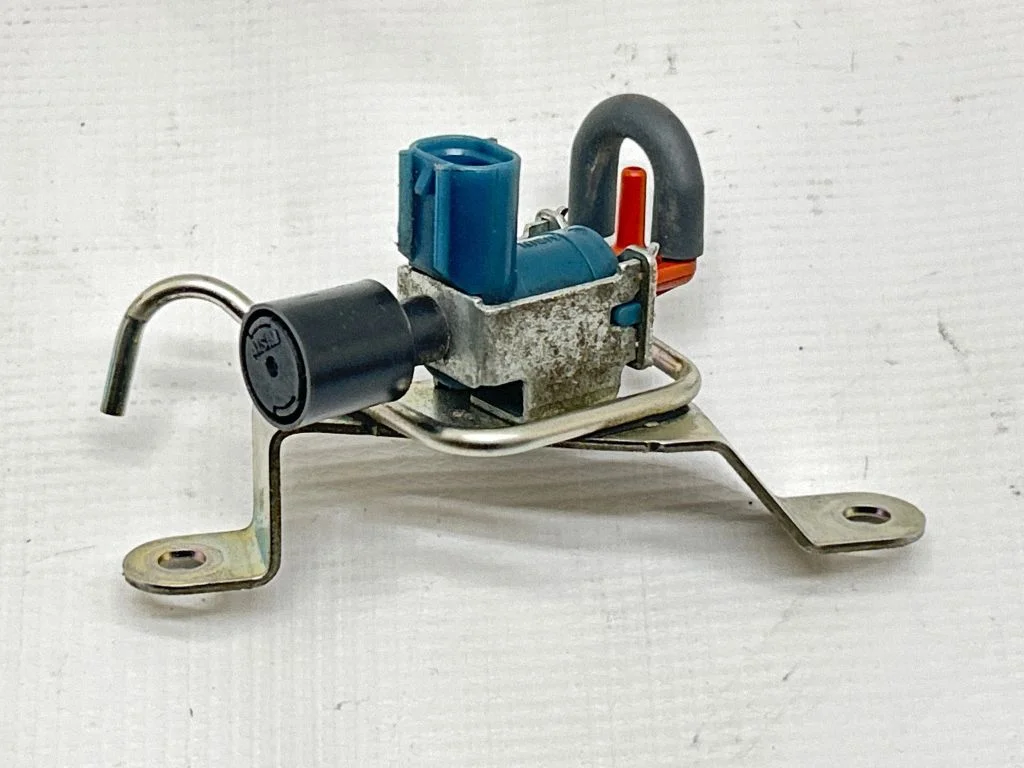 Turbo solenoid valve – Toyota Land Cruiser (J150) (2009-)