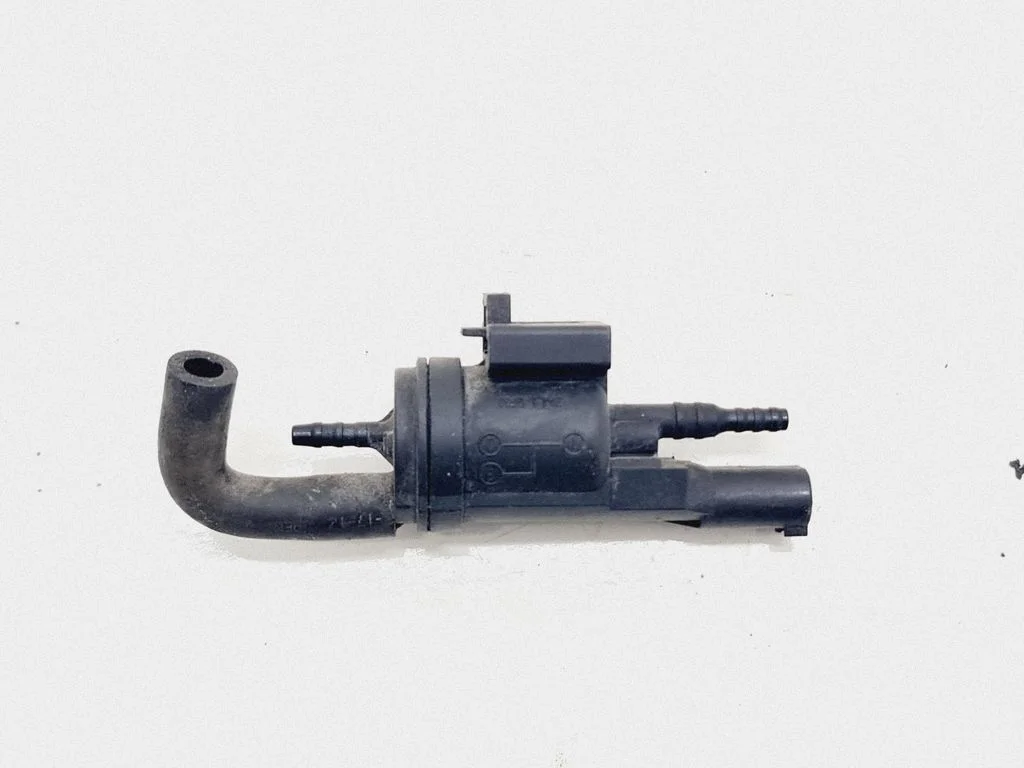 Zawór elektromagnetyczny turbo 0025407097