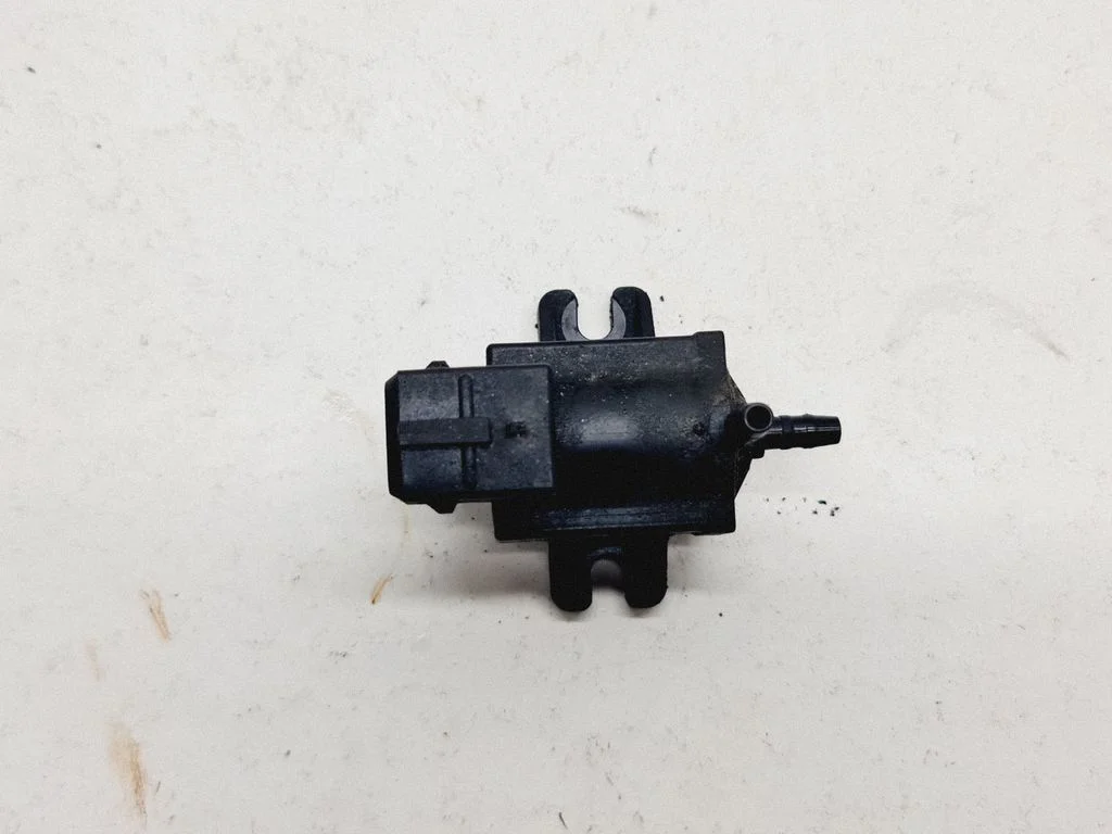 Turbo solenoid valve 70246100