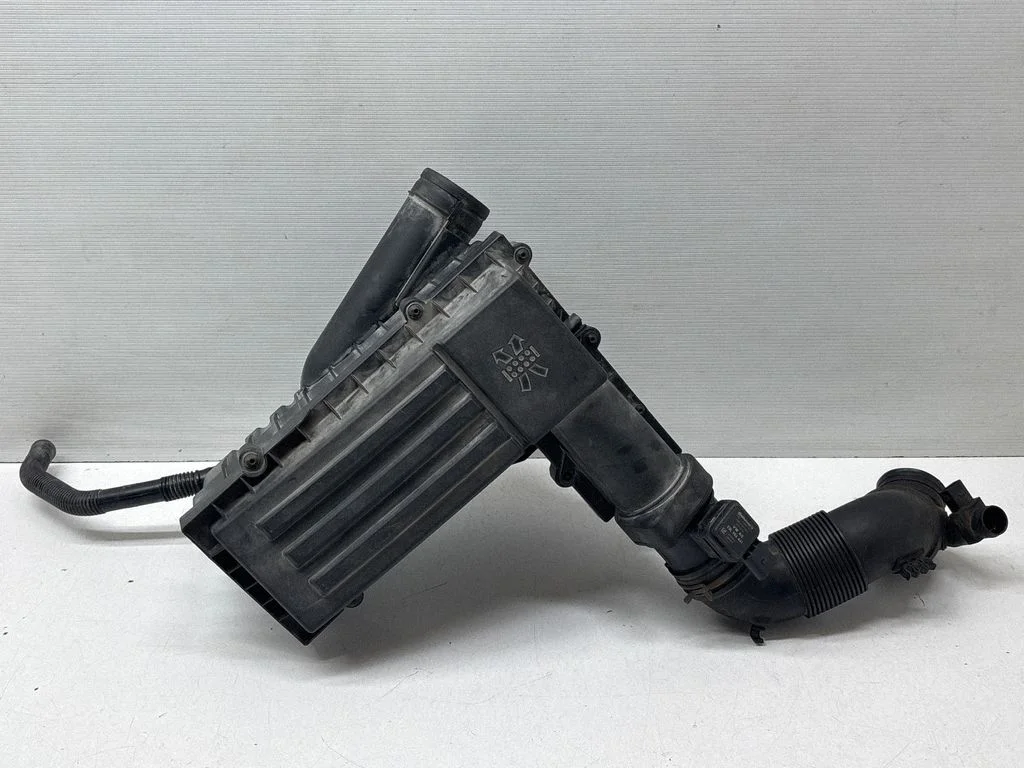 Air filter box 3C0129607BE