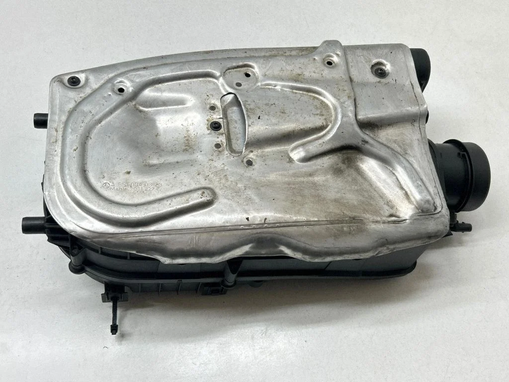 Air filter box A6510901101