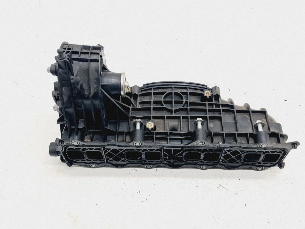 Sisselaskekollektor A6510900037
