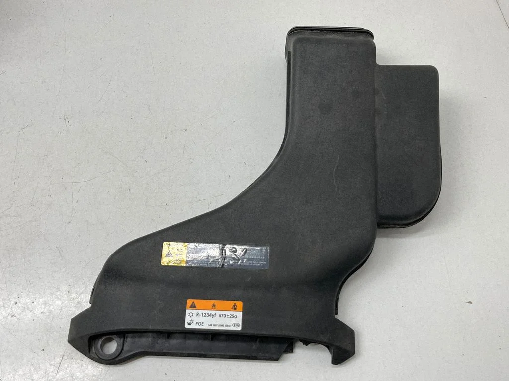 Air intake duct part R1234YF