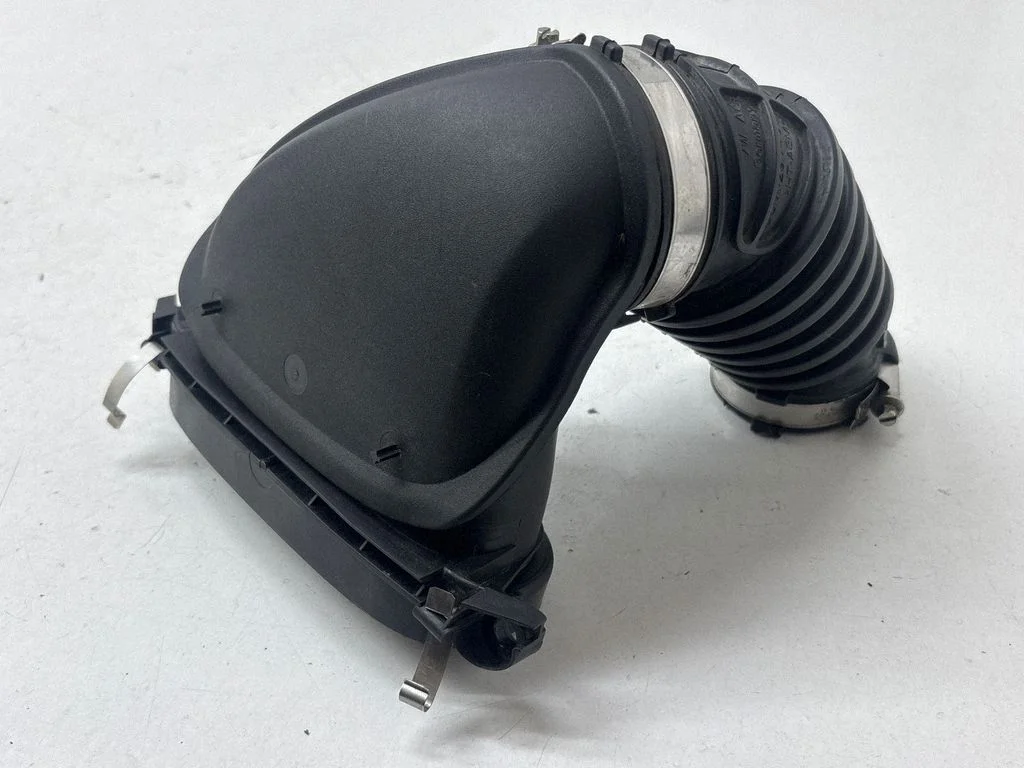 Õhuvõtukanali osa (-d) 06M129684G