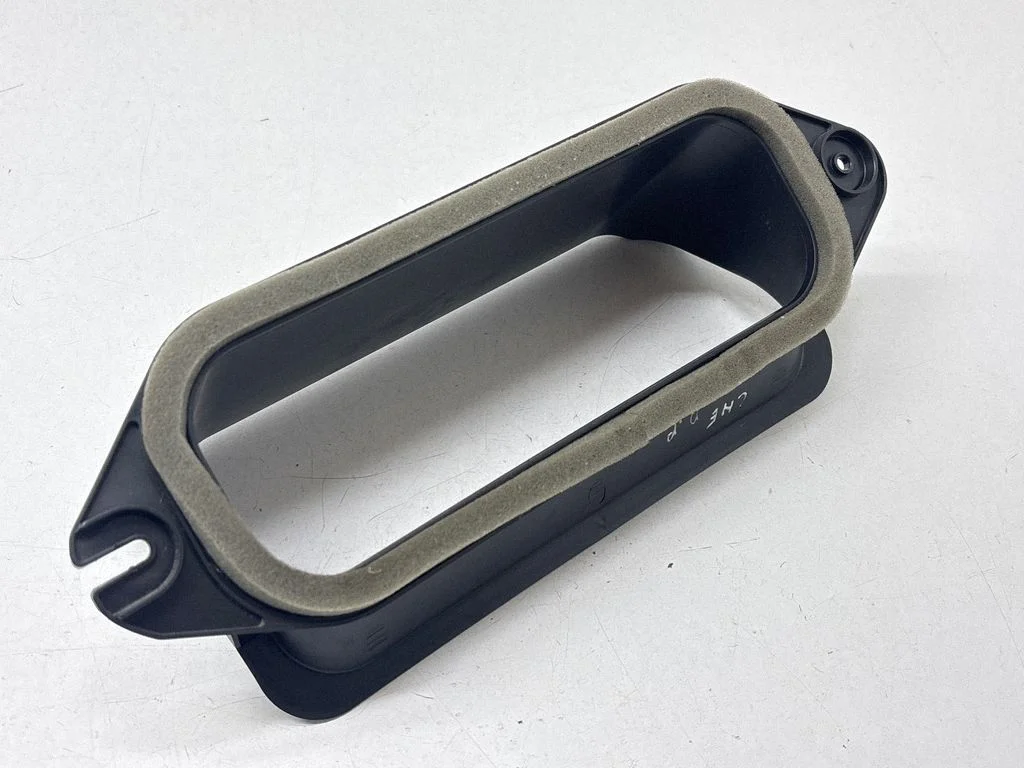 Air intake duct part 68410463AA