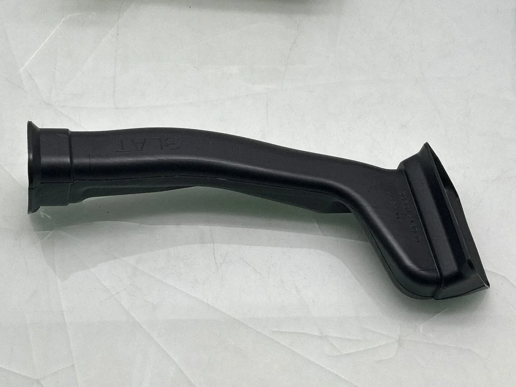 Air intake duct part 5886142020