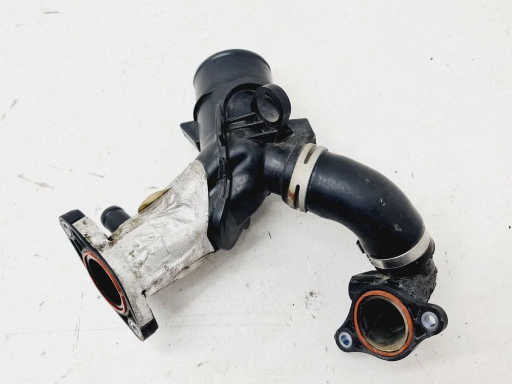 Air intake duct part 147138491R