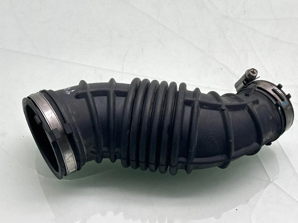 Turbo õhu sisselasketoru/ -voolik 28130C5300