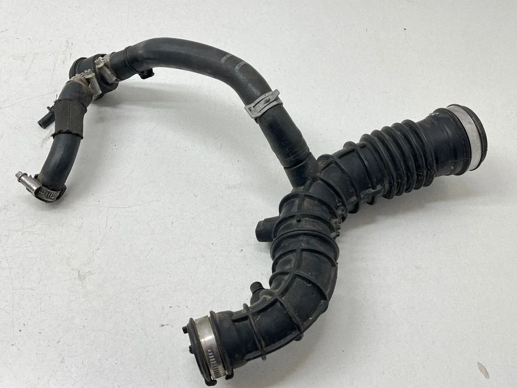 Air intake hose/pipe 165764382R – Renault Captur (2013-2020)