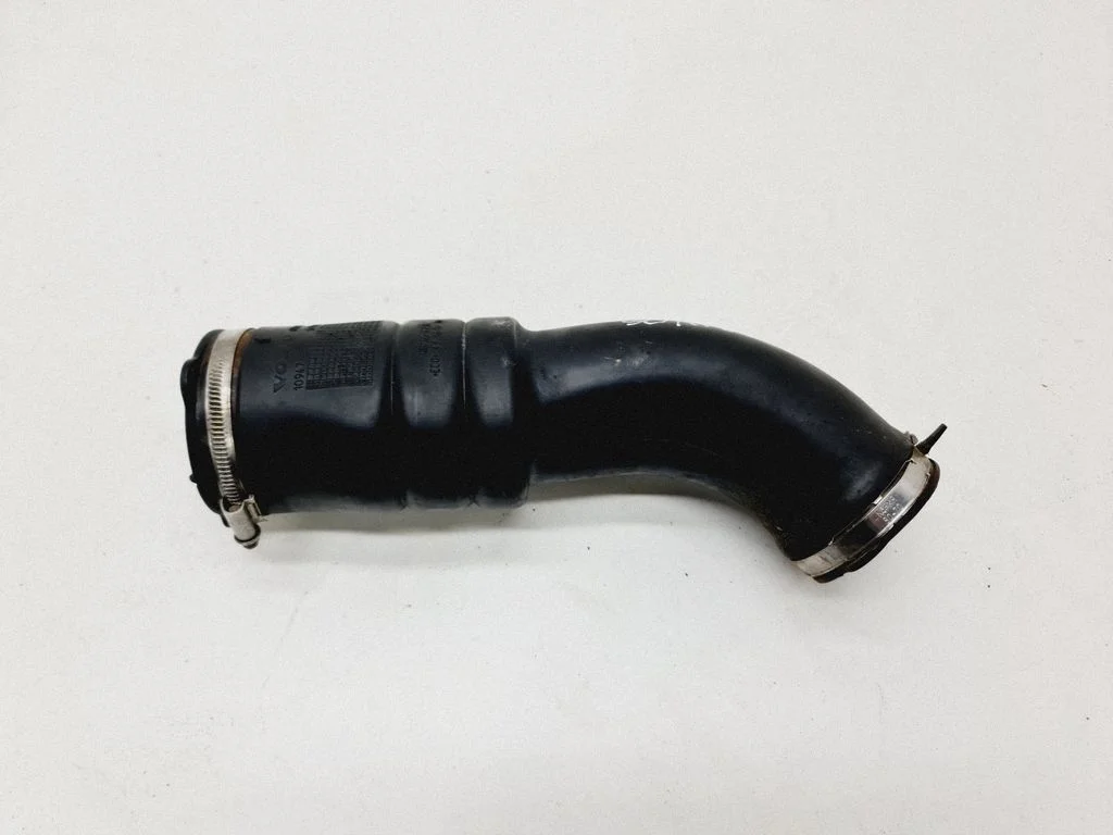 Turbo air intake inlet pipe/hose 08692401
