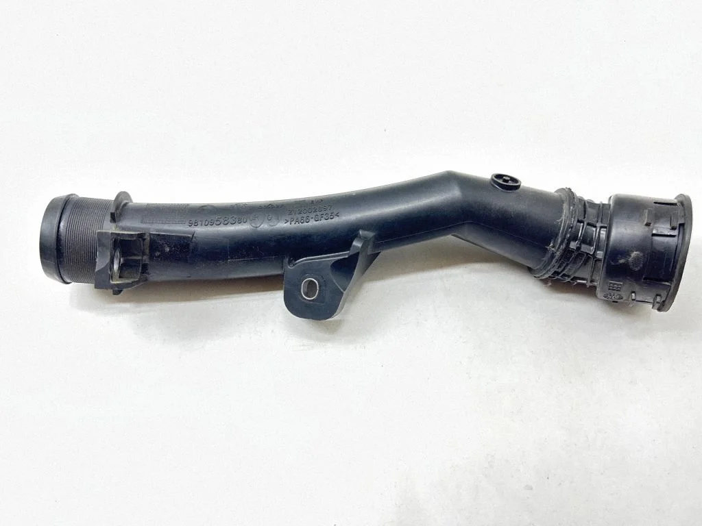 Turbo air intake inlet pipe/hose 9810958380