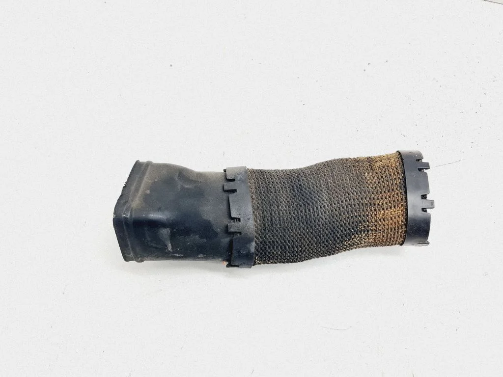 Air intake hose/pipe A6420944997