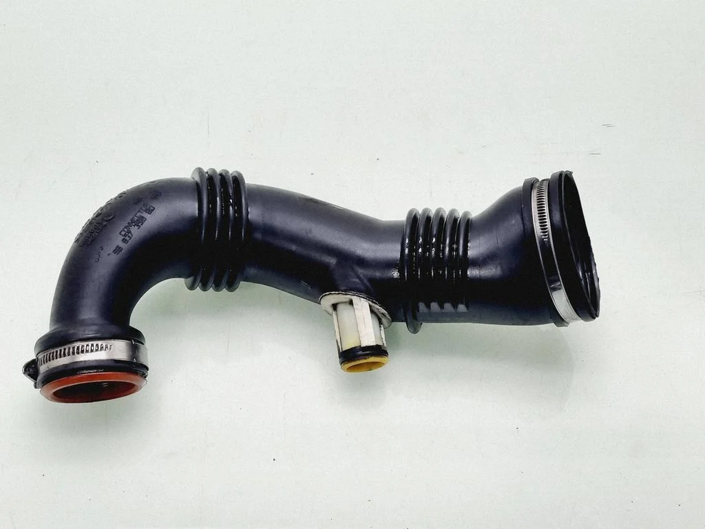 Air intake hose/pipe – Citroen Berlingo (2008-2018)