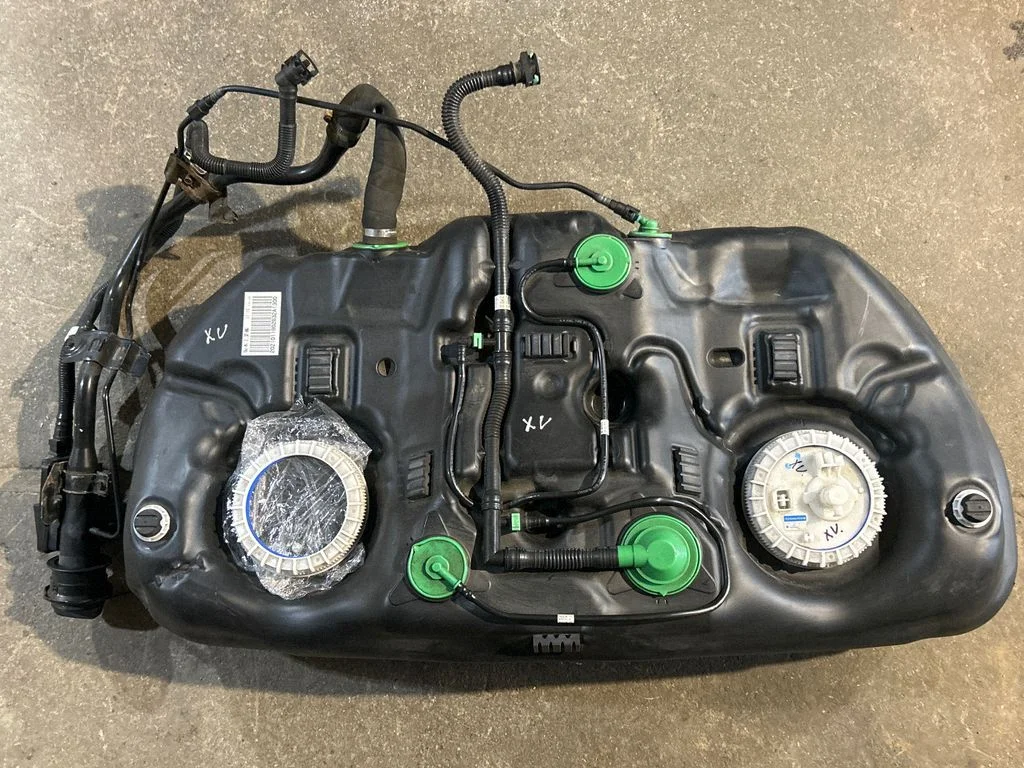 Fuel tank 42013FL030
