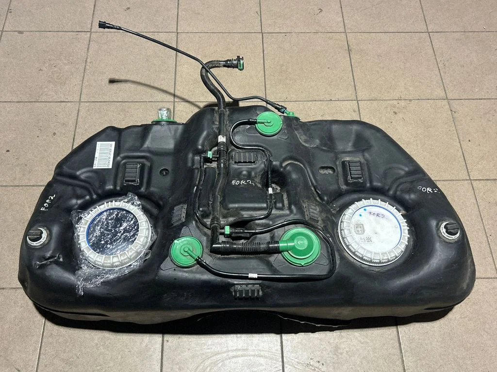 Fuel tank 42013FL030