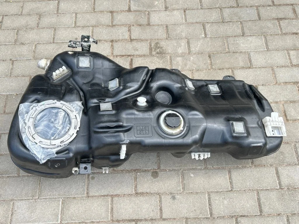 Fuel tank 32224729