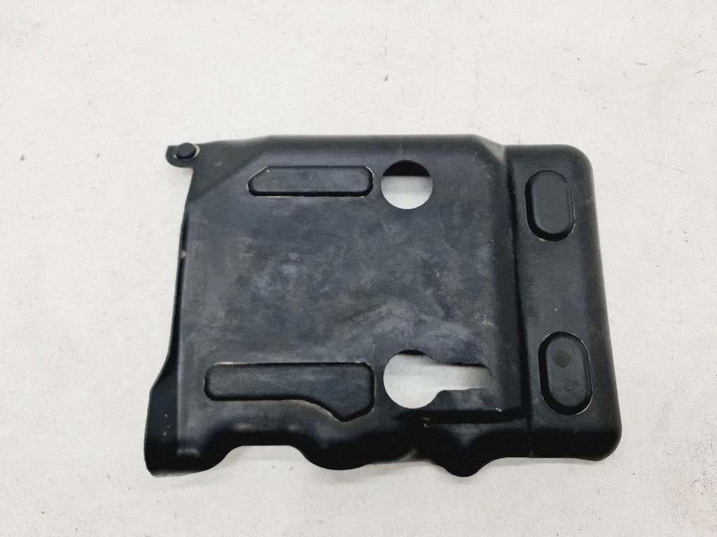 Fuel tank bottom protection 7L0201979