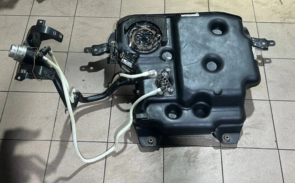 Fuel tank 3Q0201021DJ