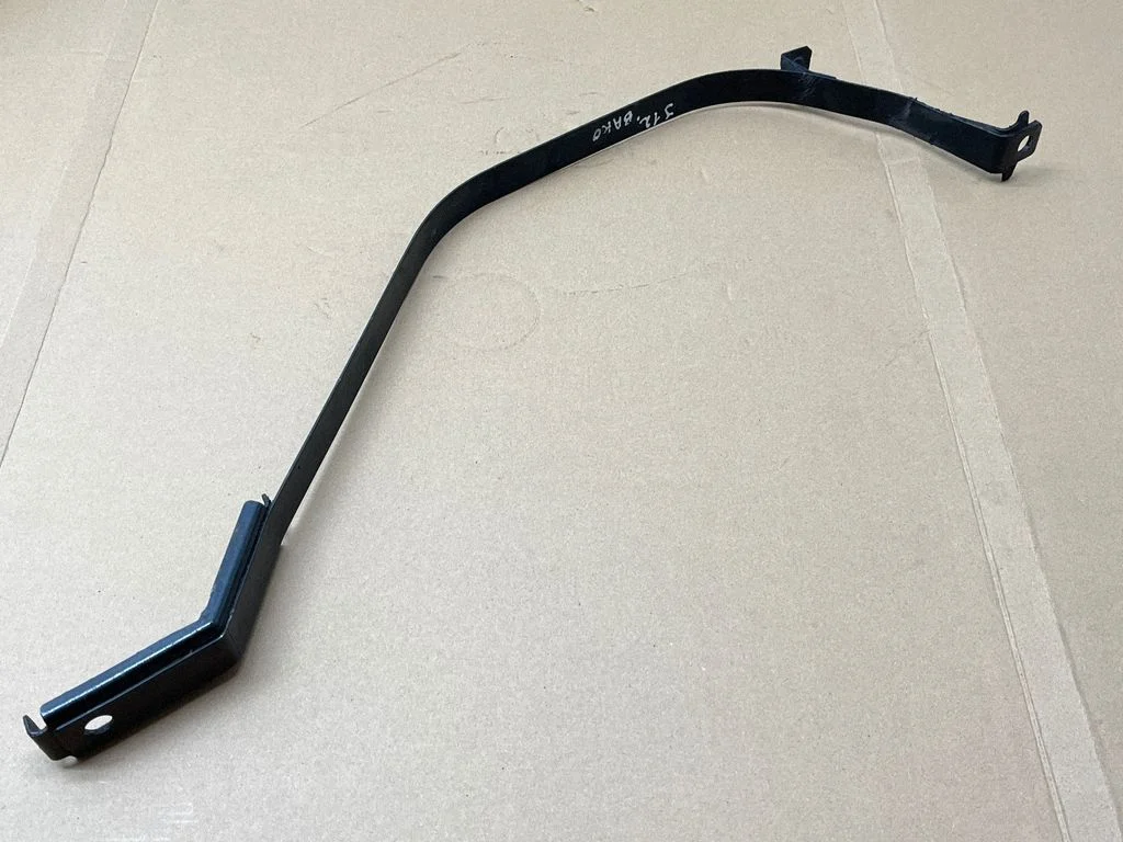 Fuel tank mounting bracket – Nissan Qashqai J12 (2021-)