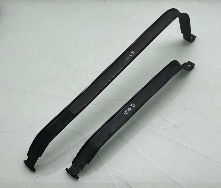 Kütusepaagi kinnitusklamber (-klambrid) 31210C5000