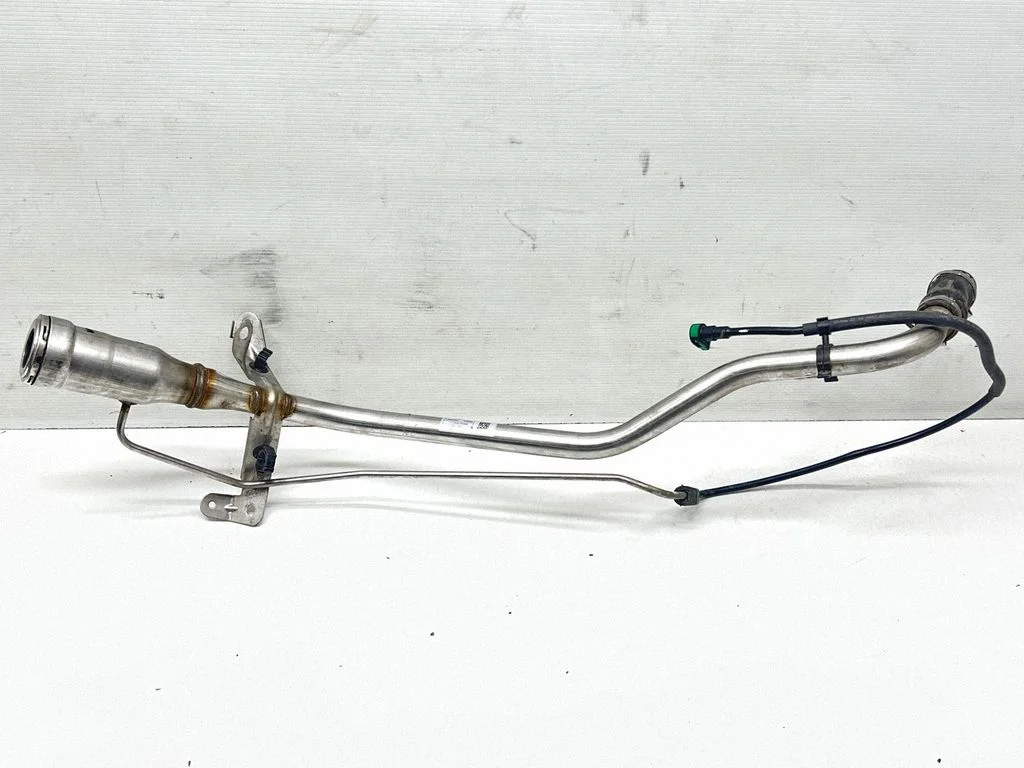 Fuel tank filler neck pipe P3224254