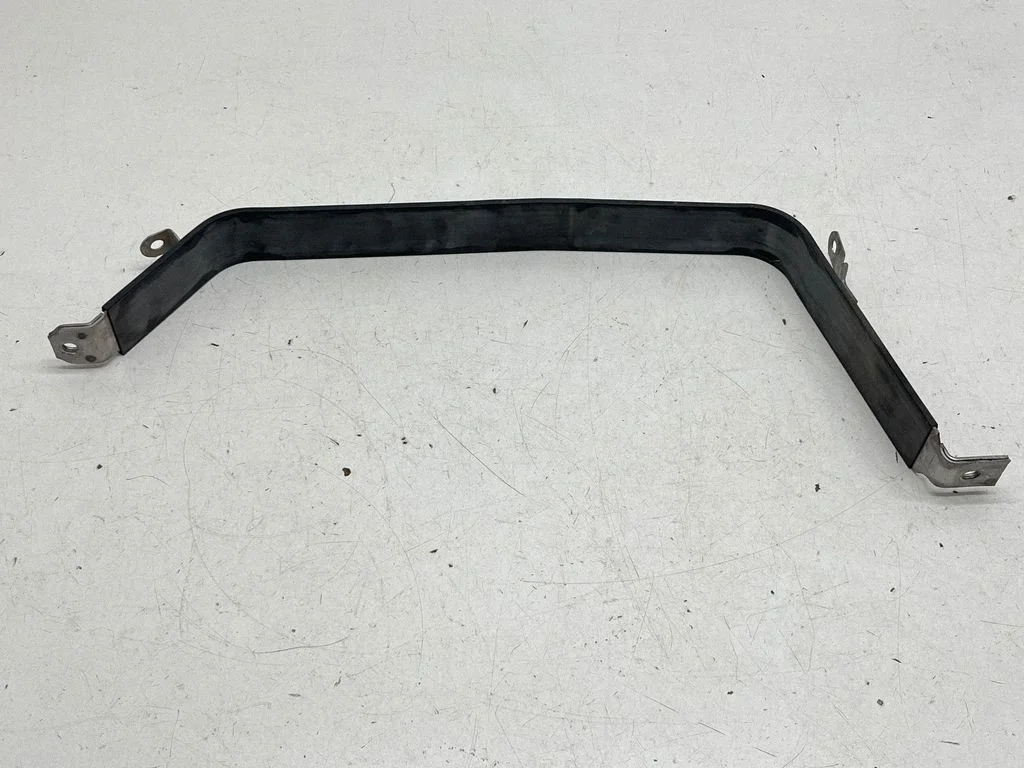 Fuel tank mounting bracket 1723