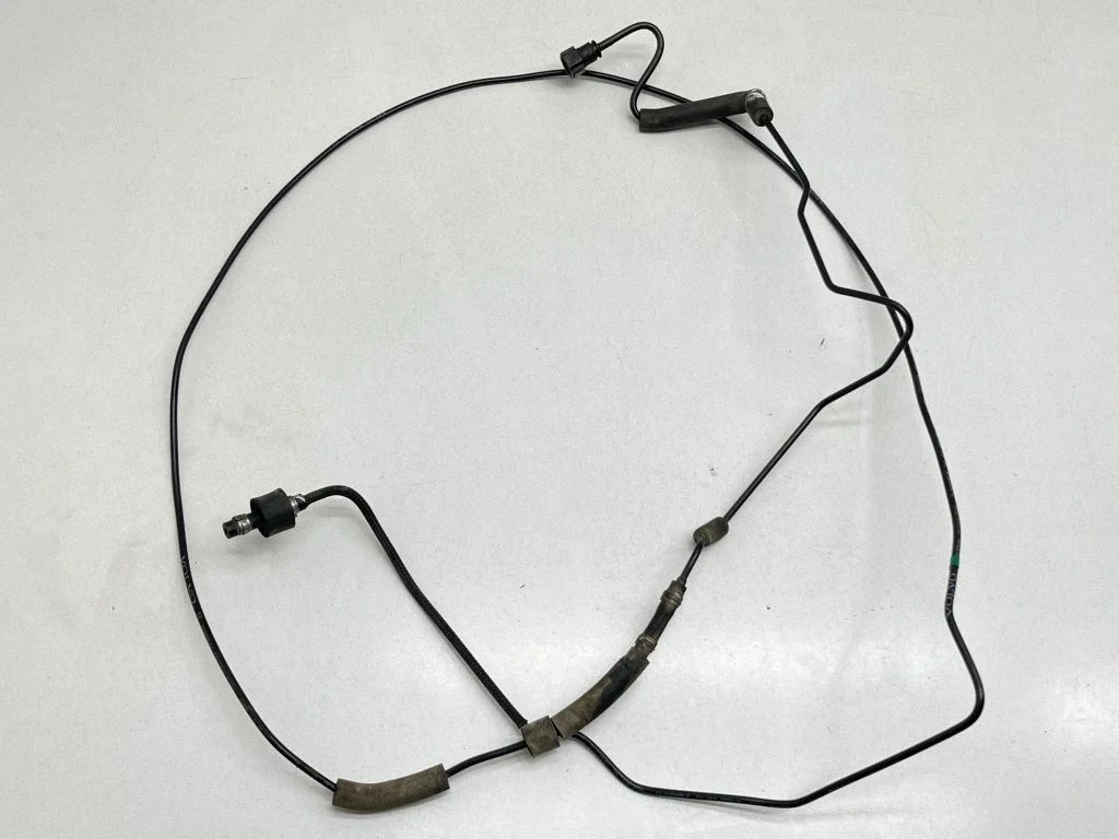Fuel line pipe 31372140